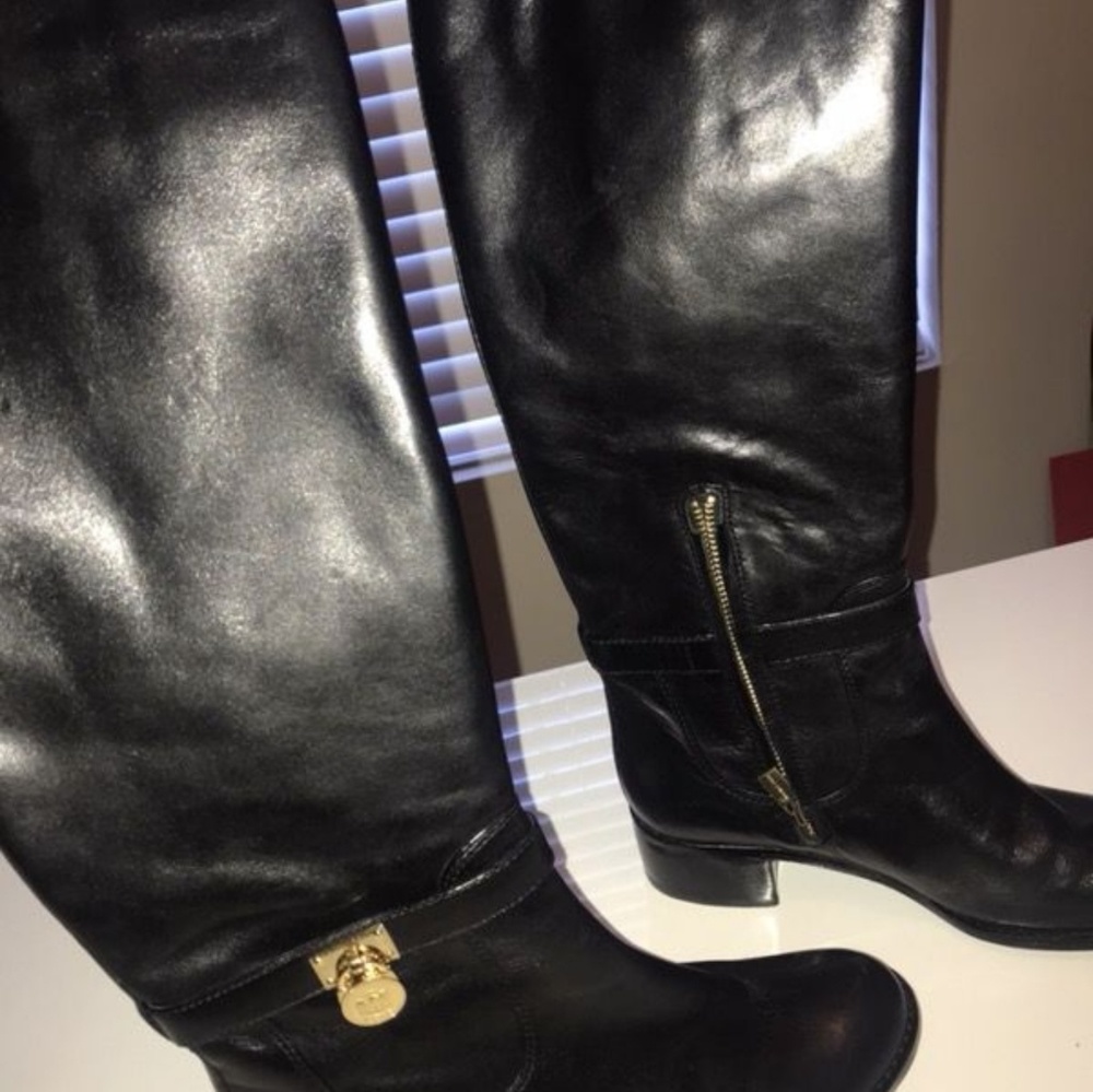 Michael Kors knee high boots - Picture 2 of 4